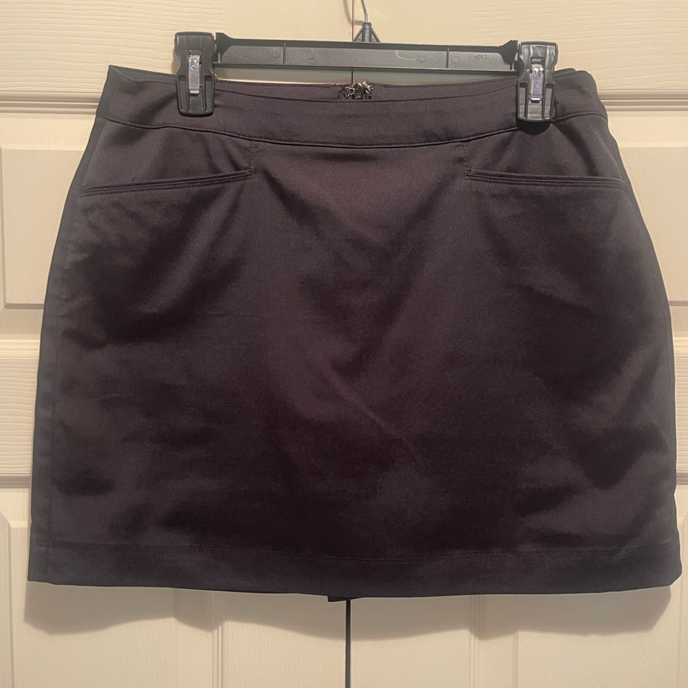 PGA Tour Women's Black Skort 16”